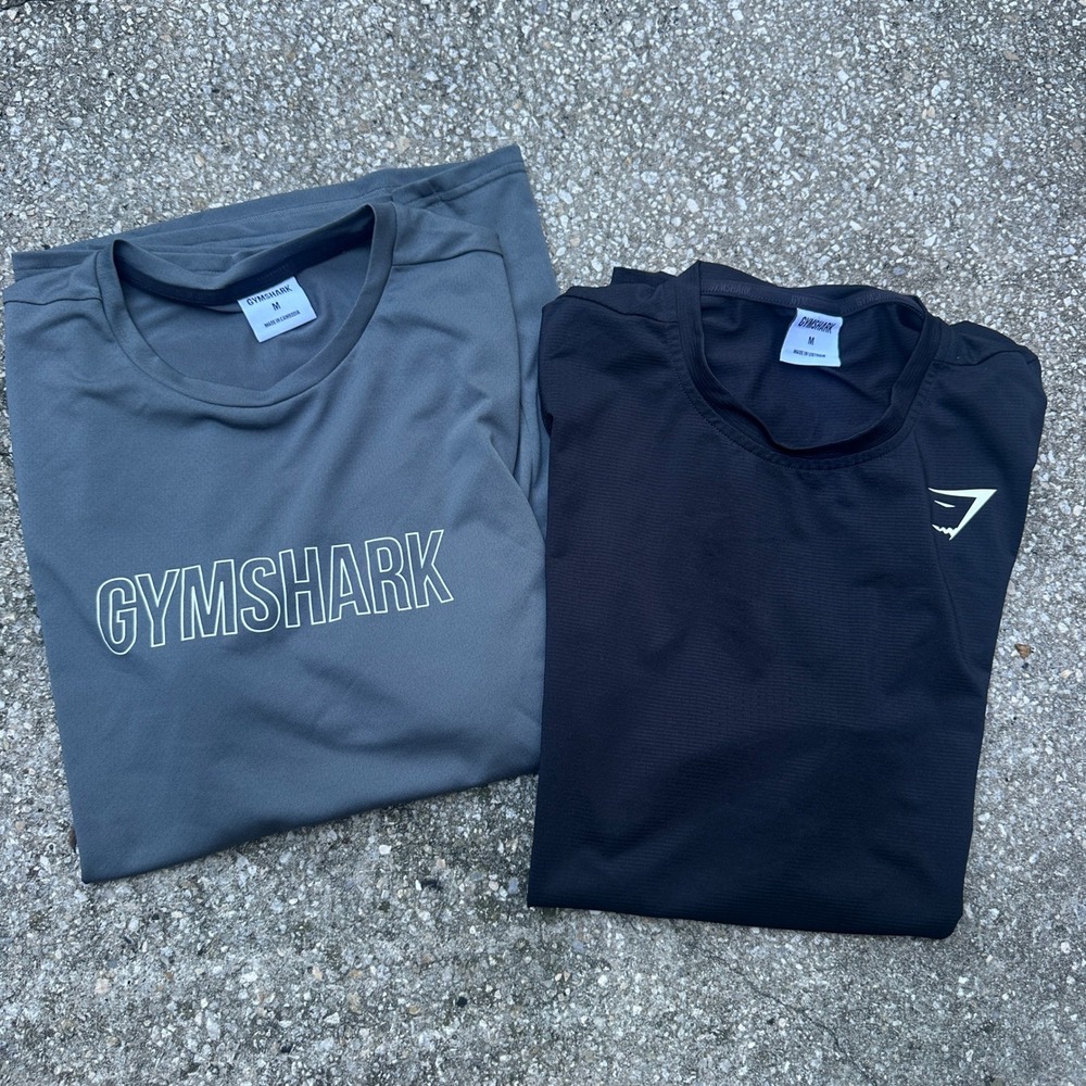 Gymshark Mens Bundle Gray Short Sleeve T-Shirt and Black Training Tank M